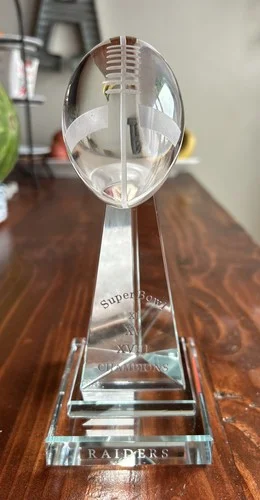 Oakland Raider Super Bowl Champions 8” Glass Crystal Etched Trophy Clear Replica