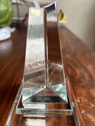 Oakland Raider Super Bowl Champions 8” Glass Crystal Etched Trophy Clear Replica 2